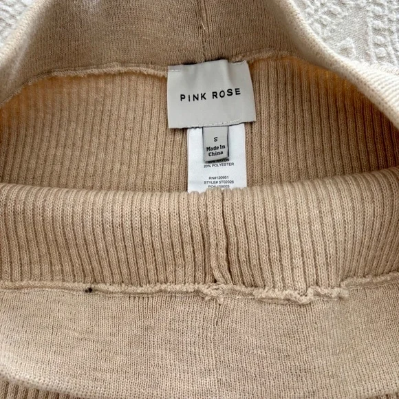 Pink Rose Womens Matching Set Size Small NWT - Picture 3 of 3